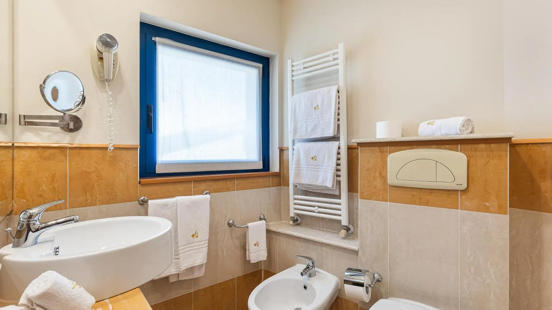 ****  Welcome Hotel Legnano Italy